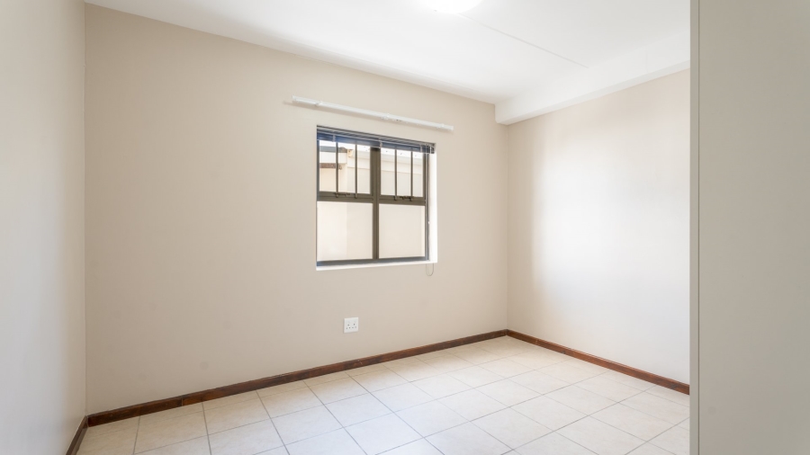 2 Bedroom Property for Sale in Admirals Park Western Cape